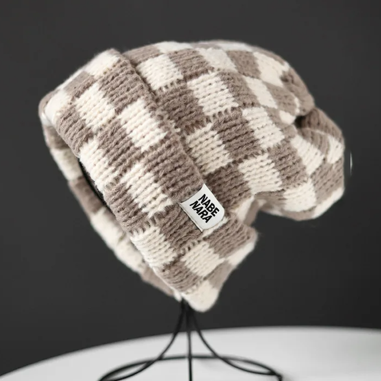 Checkered wool hat