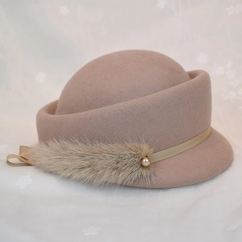 English hat with feather