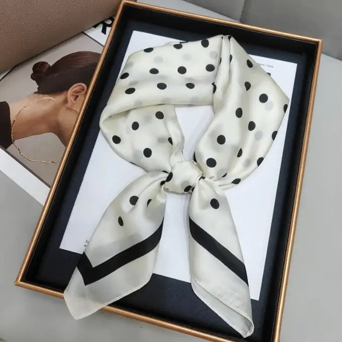 Pois Foulard