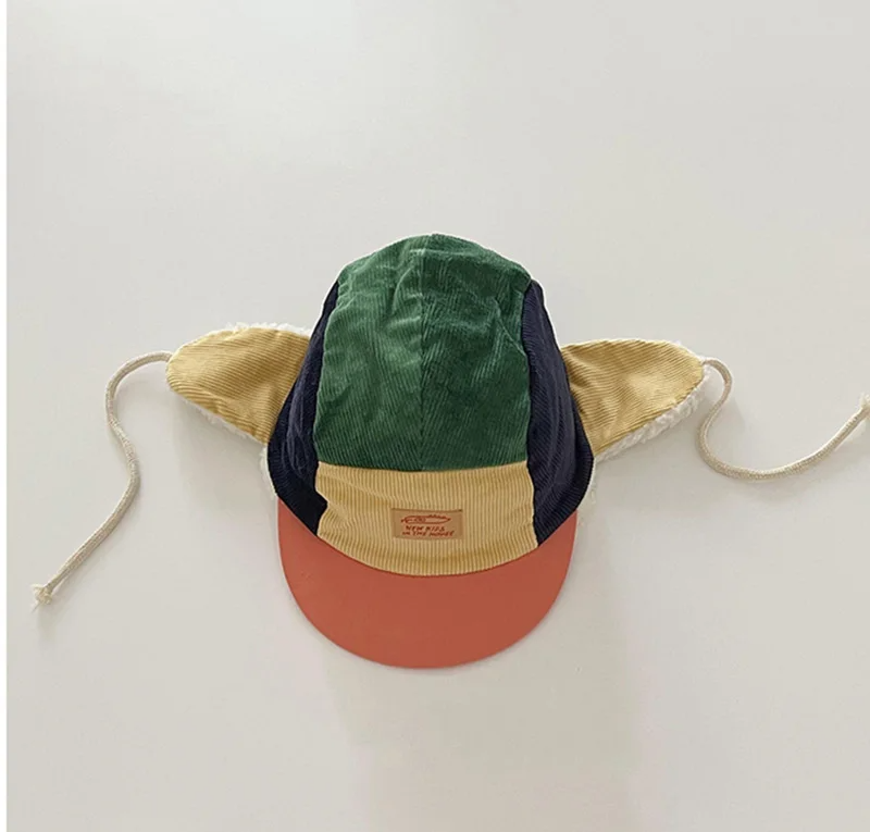 Hat with earmuffs for child