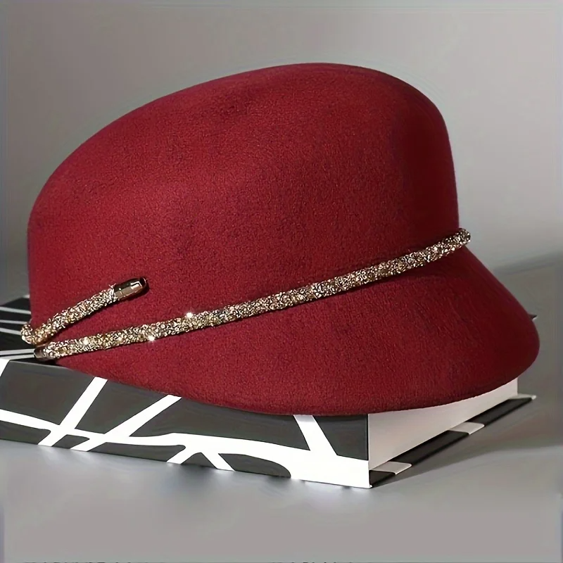 Equestrian hat with crystal band